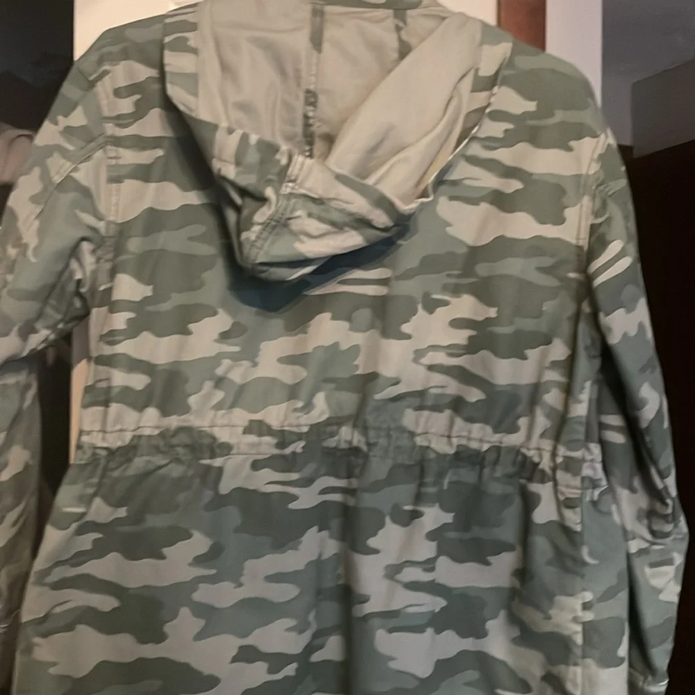 Lightweight utility jacket - Picture 5 of 6